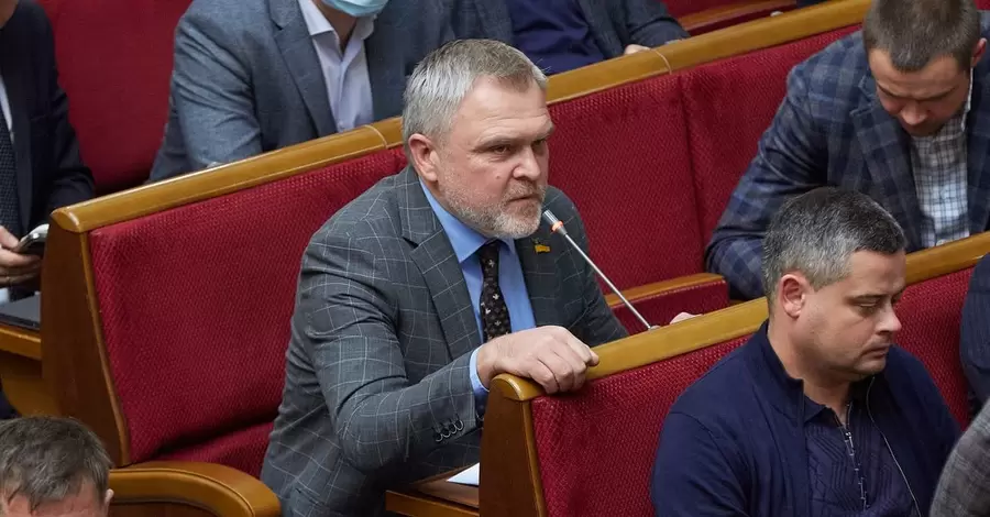 “Слуга народа” Ковальчук опроверг, что сказал Ирине Геращенко: “На место”