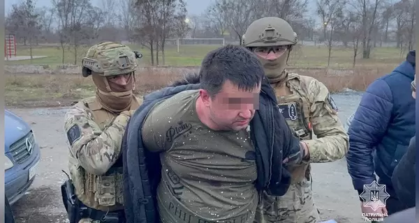 Поліція затримала скандального автоблогера Вітоса, який плюнув у патрульного та погрожував йому