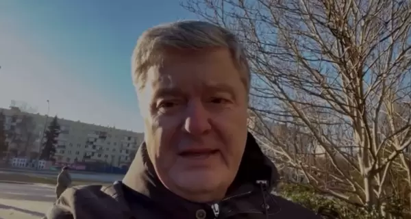 Порошенко записав відео з Варшави - до України повернеться у першій половині січня