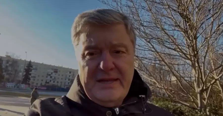 Порошенко записал видео из Варшавы - в Украину вернется в первой половине января