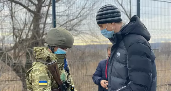Жители Донецка: Большая война? Не начнется, Новый год для всех - праздник