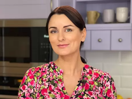 Ліза Глінська поділилася рецептом фруктового торта 