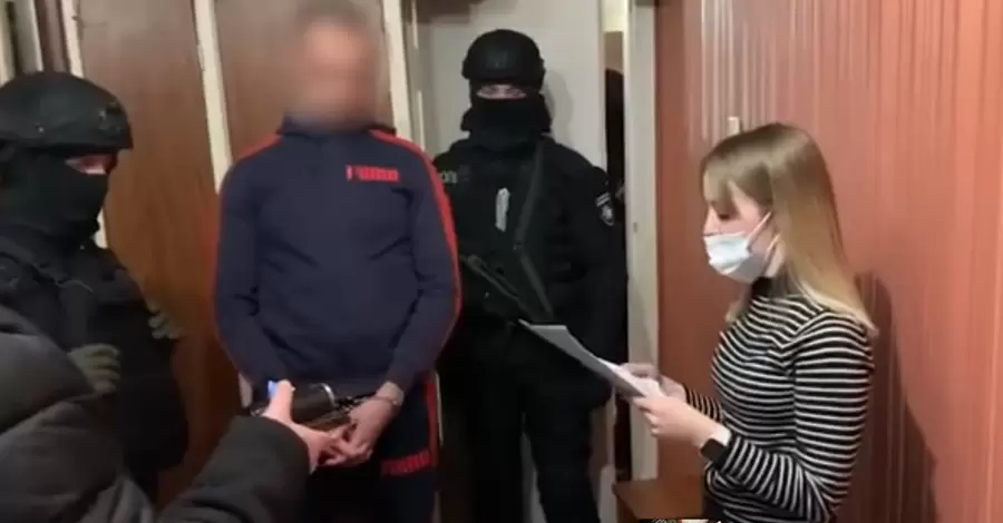 Житель Чернігівщини вирішив провчити киянина та кинув у його будинок гранату