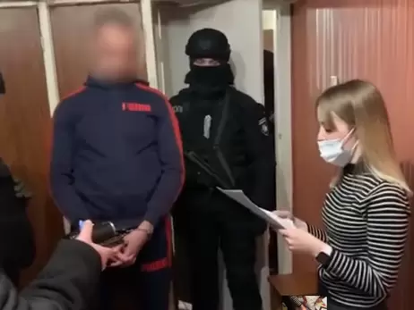 Житель Черниговщины решил проучить киевлянина и бросил в его дом гранату 