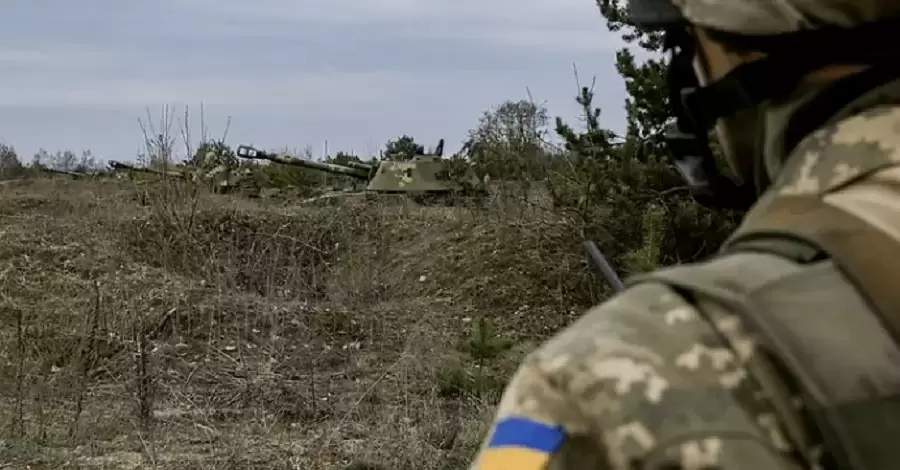 Данилов о наращивании российских войск под границей Украины: Серьезного риска неминуемого вторжения пока нет