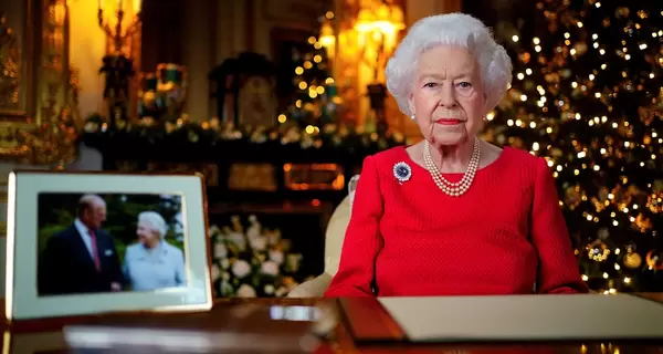 Королева Єлизавета II традиційно привітала британців з Різдвом