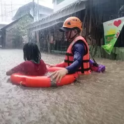 На Філіппіни обрушився тайфун