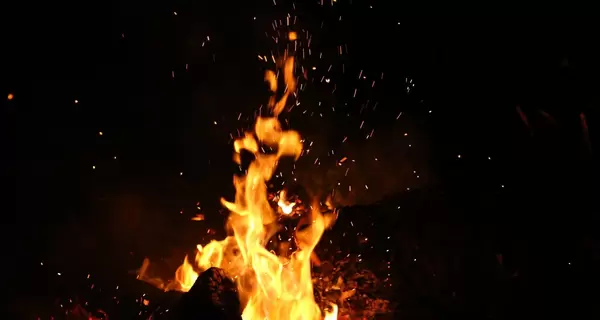 В Харькове полицейские спасли мужчину, который устроил самосожжение из-за ссоры