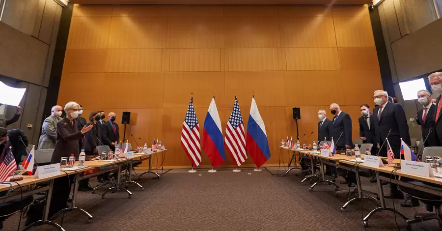 США и Россия провели первый раунд переговоров в Женеве