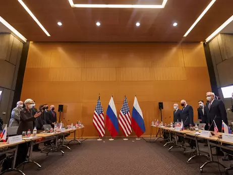 США и Россия провели первый раунд переговоров в Женеве