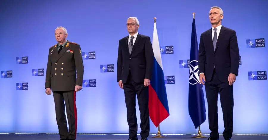 Генсек НАТО - после переговоров с РФ: На компромисс идти не будем, наращивание у границ Украины может продолжиться