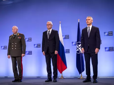 Генсек НАТО - после переговоров с РФ: На компромисс идти не будем, наращивание у границ Украины может продолжиться