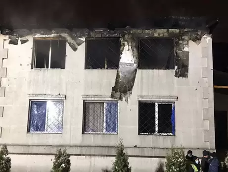 Харьковский суд оставил под стражей подозреваемых по делу о смертельном пожаре в доме престарелых