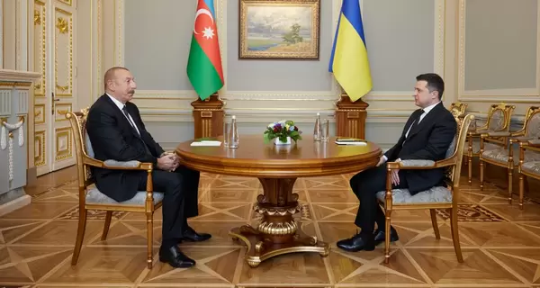 Зеленский и Алиев подписали в Киеве декларацию о стратегическом партнерстве: что она предусматривает