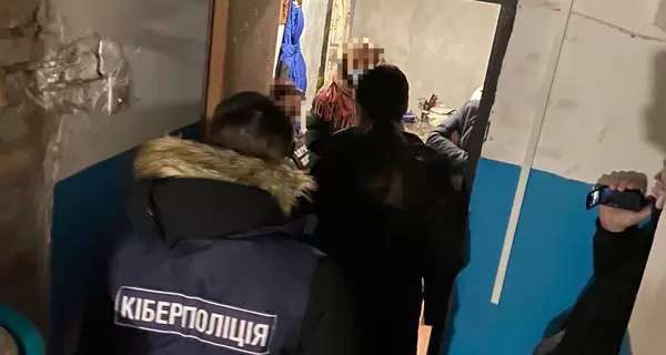 В Україні викрили понад 20 людей, причетних до створення та розповсюдження дитячого порно