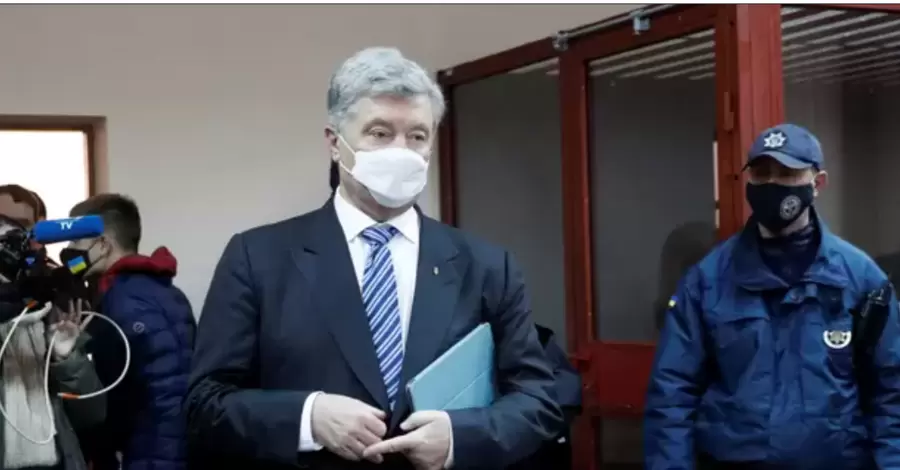 Печерский суд не смог избрать меру пресечения Петру Порошенко и перенес заседание на 19 января