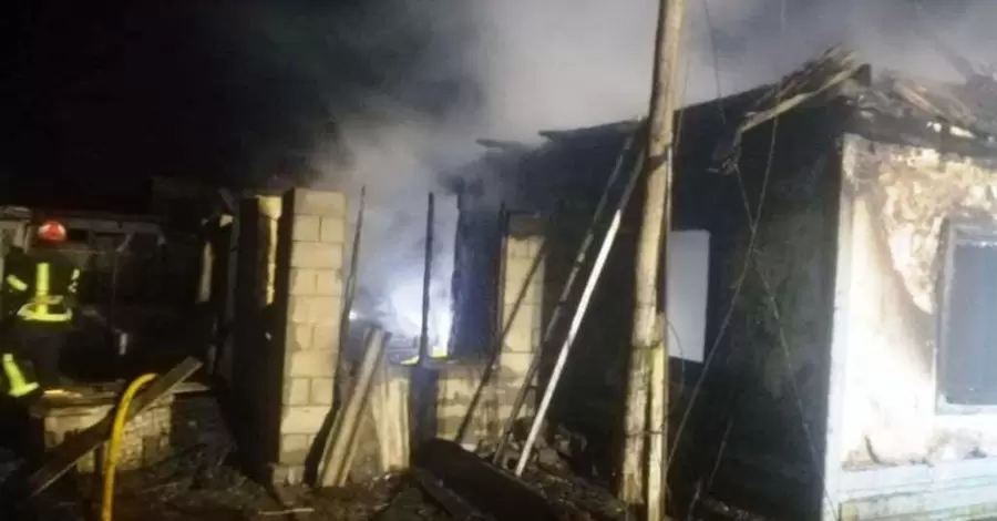 Под Нежиным при пожаре погибли четыре человека, из них трое детей