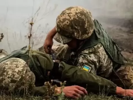 На Донбассе ранен украинский защитник - враг применил беспилотник