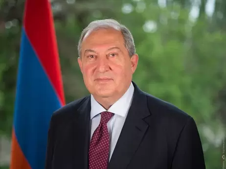 Президент Армении Армен Саркисян объявил об отставке из-за отсутствия реальных полномочий
