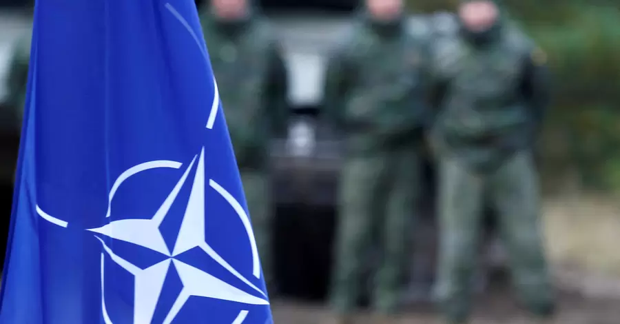 НАТО оголосило про збільшення військової присутності у Східній Європі, у Росії пригрозили відповіддю