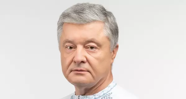 Порошенко з'явився у ДБР, але покинув приміщення через 7 хвилин