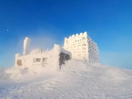 Вдень Україну накриють мороз до -17 та сніг