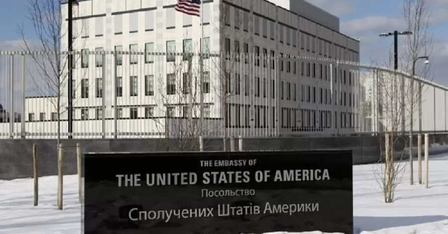 Посольство США призвало своих граждан покинуть Украину из-за возрастающей угрозы вторжения РФ