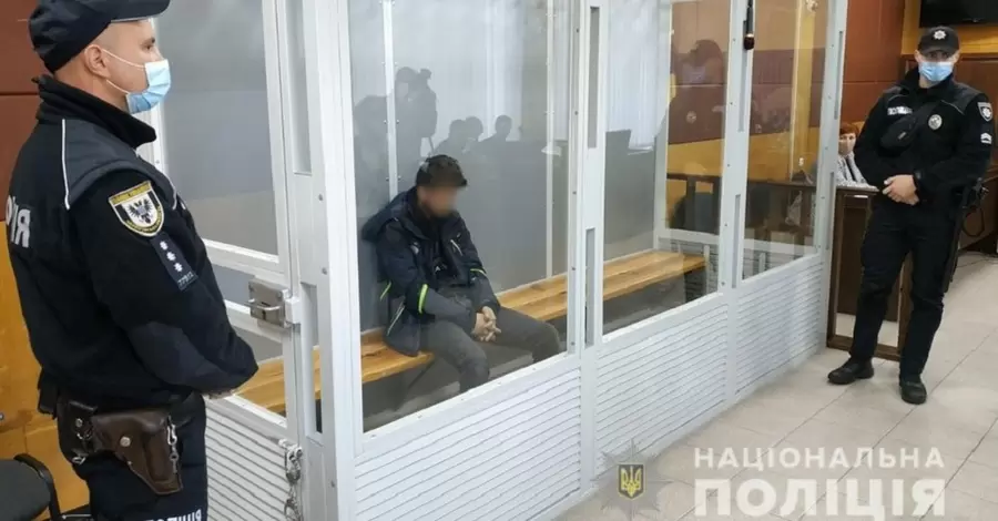 Подростки, забившего до смерти полицейского в Чернигове, предстанут перед судом.