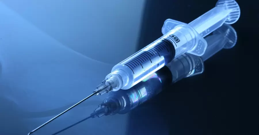 Бустерные прививки могут сократить уровень госпитализации в Европе минимум на полмиллиона 