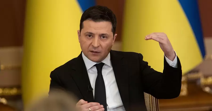 Зеленский считает ошибкой эвакуацию семей иностранных дипломатов из Украины