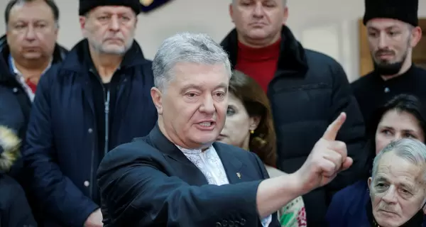 Петро Порошенко під ДБР заявив, що не збирається співпрацювати зі слідством