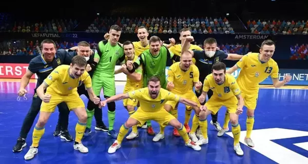 Украина разорвала Казахстан на Евро-2022 по футзалу. Мы в полуфинале!