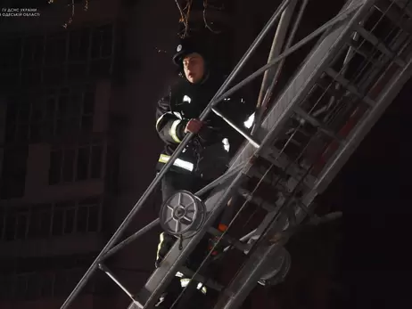 В Одессе из-за пожара в жилом доме эвакуировали 40 человек