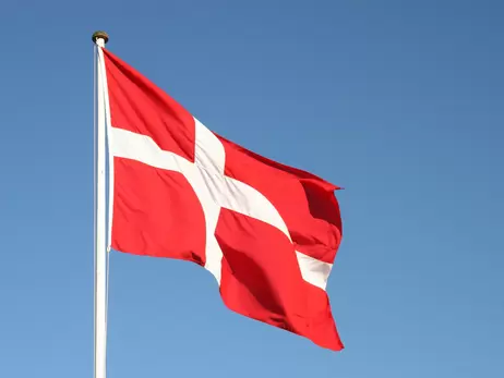 Данія перша в Євросоюзі повністю скасувала всі карантинні обмеження для громадян 