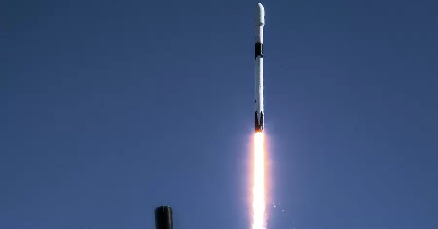 SpaceX відправила на орбіту секретний супутник-шпигун