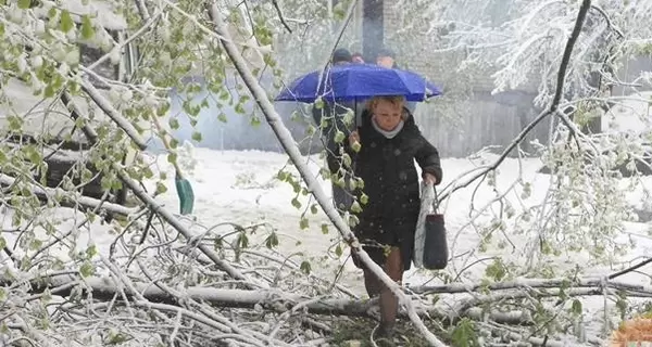 Україну накриють ожеледиця та морози до -12 градусів, а у вихідні потеплішає: яким областям готуватися