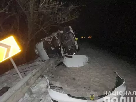 Под Полтавой маршрутка «Киев-Ромны» столкнулась с автомобилем, пострадали 10 человек 