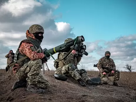 Россия тайно завезла на Донбасс топливо, боеприпасы и вооружение - разведка