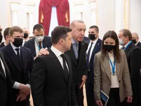 Зеленский сдавал тест перед встречей с Эрдоганом, узнав о коронавирусе у Андрея Ермака