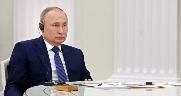 Путин предложил Порошенко политическое убежище в России