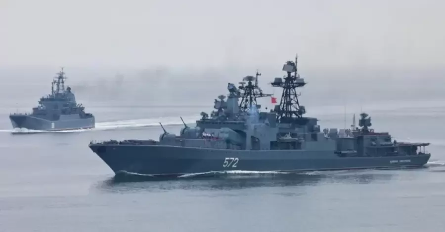 Украина выразила протест из-за действий России, заблокировавшей учениями Черное и Азовское море