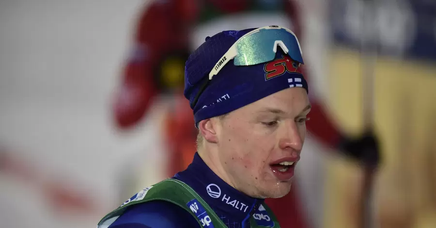Фінський лижник Ійво Нісканен завойовує золоту медаль на третій Олімпіаді поспіль