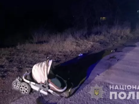Под Одессой пьяный водитель на внедорожнике сбил маму с новорожденным ребенком