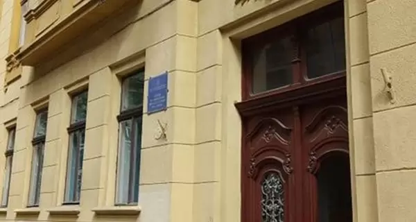 У Львові школярка звинуватила вчителя у домаганнях, поліція відкрила кримінальне провадження