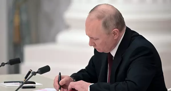 Путин вводит войска на Донбасс - в сети появилось видео въезжающей в 