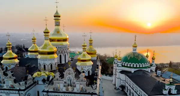 Київські храми відкриють підвали для укриття людей