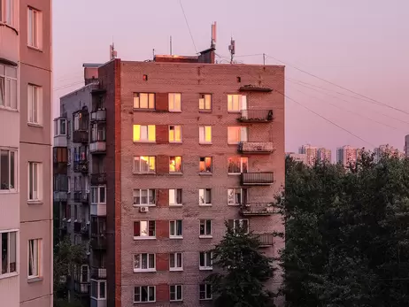 Украинцев просят срочно проверить крыши домов на наличие меток 