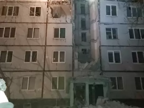 В Харькове снаряд попал в девятиэтажку, погибла женщина