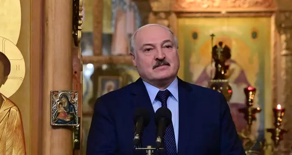  Зеленский провел переговоры с Лукашенко 