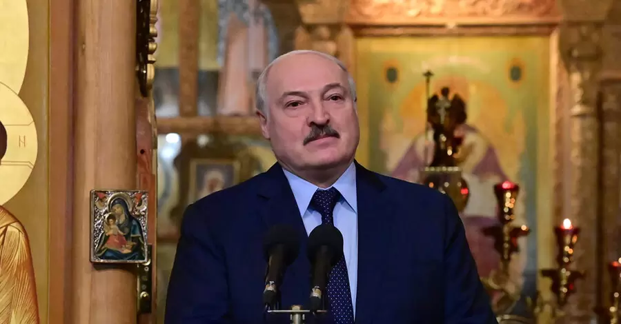 Зеленський провів переговори із Лукашенком
